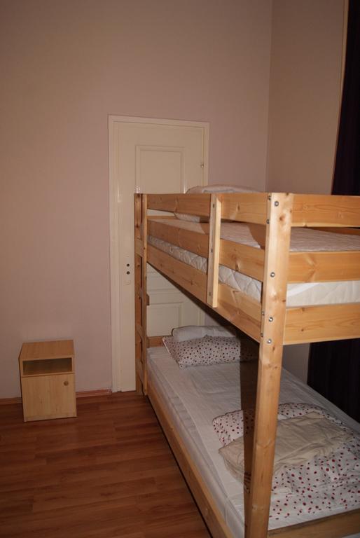 Happy Hostel Budapest Zimmer foto