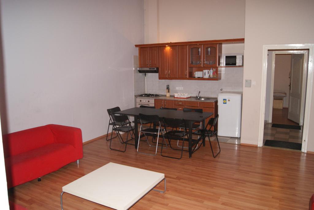 Happy Hostel Budapest Zimmer foto