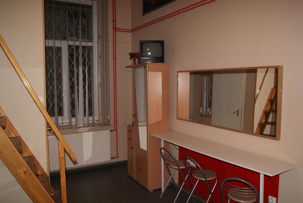 Happy Hostel Budapest Zimmer foto