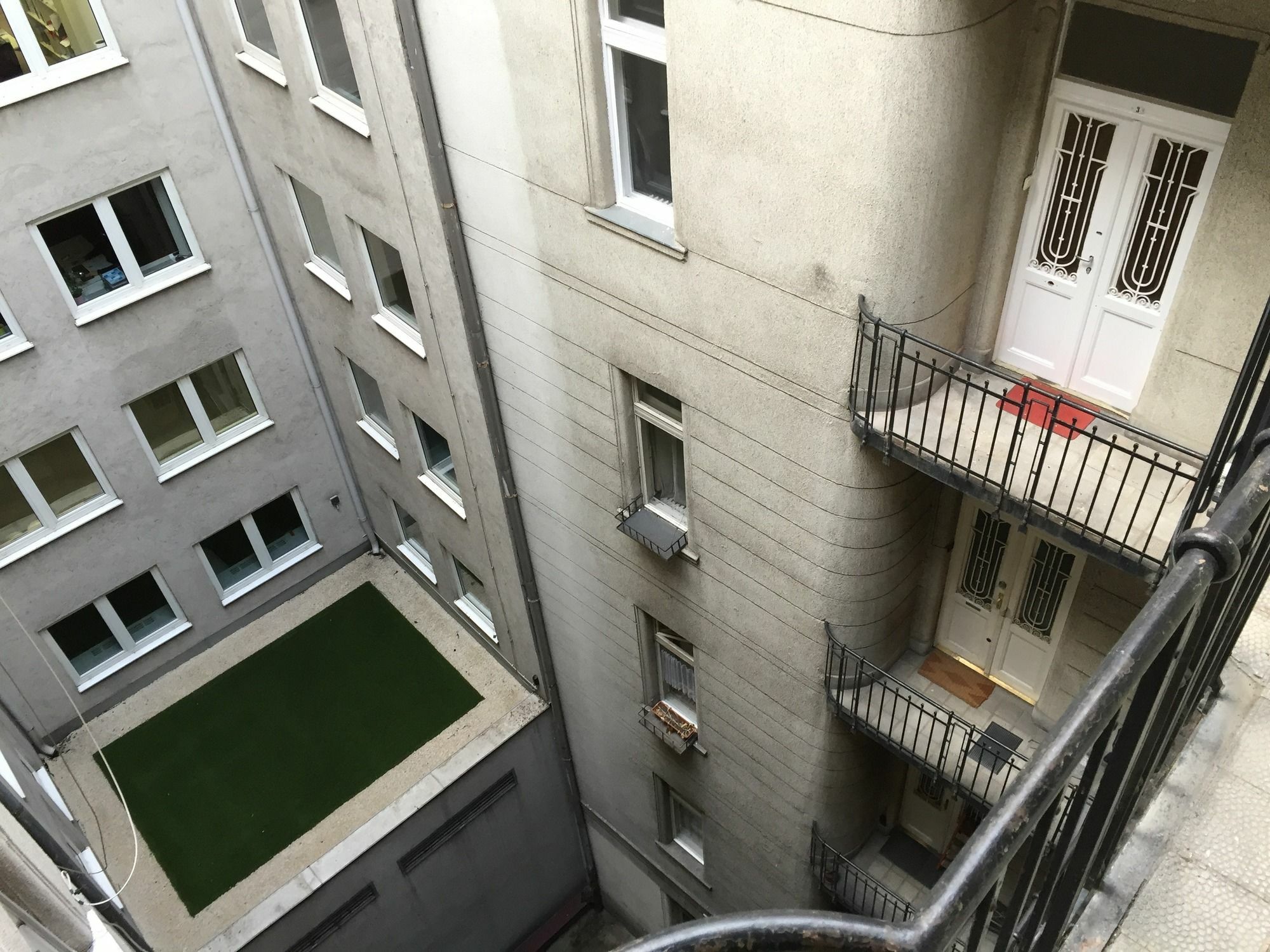 Happy Hostel Budapest Exterior foto